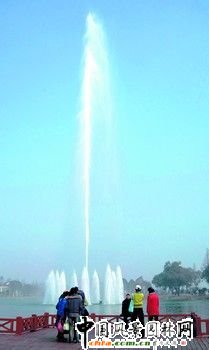 �Lɳ���B���޷��ݳ�¶(�M�D)