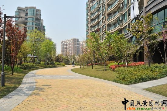 ����ͬ�ˡ������r�����^�G������