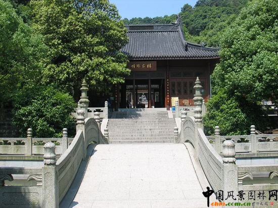 ���ݾ�Ϫ��÷�X�C������1�˾��^����