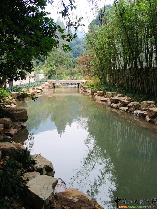 ���ݾ�Ϫ��÷�X�C������1��(bi��o)���^����