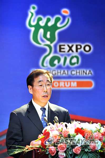 �c������D