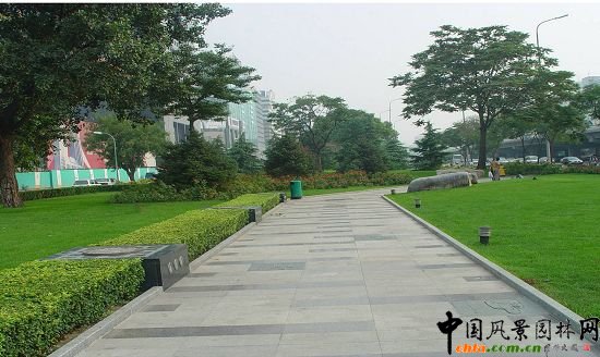 �����hʾ���ε�·�G�����ι���