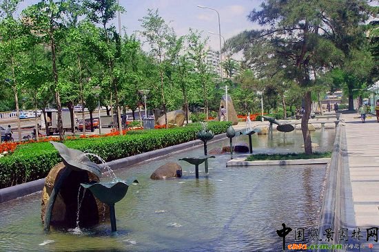 西二環(huán)路道路綠化整治--2009年北京市優(yōu)質工程