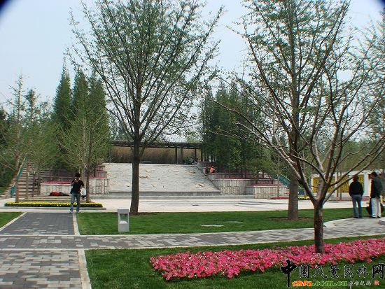 �ߵ��e(cu��)�����r�ɾ�