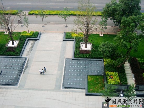 �P���V���B�--��څ^��