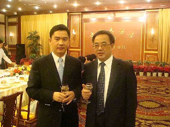 �����c�ӱ�ʡʡ�L�����A��ʯ���f���Ї���Ƶ꣬���ںӱ�ʡ��Ͷ�Y���}ǢՄ