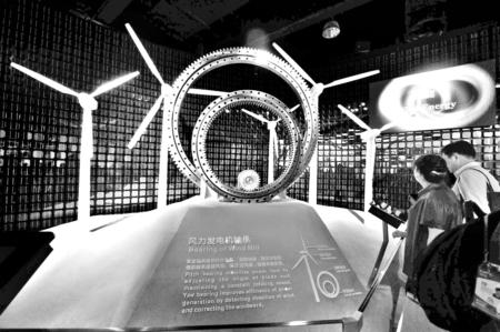 �����Ї��^̽��:12�_ͶӰ�xչʾ�������ϺӈD��