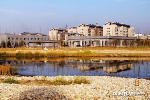 �������@���ڽ������S��