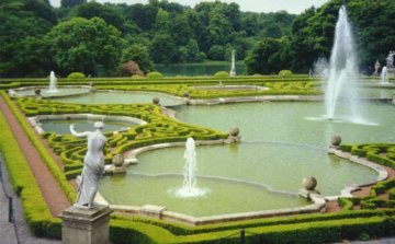 英國自然風(fēng)景式園林代表之布倫海姆園