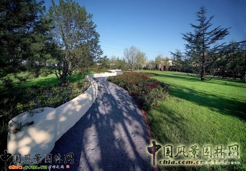 白祖華龍湖滟瀾山景觀設(shè)計(jì)規(guī)劃設(shè)計(jì)師中國風(fēng)景園林網(wǎng)