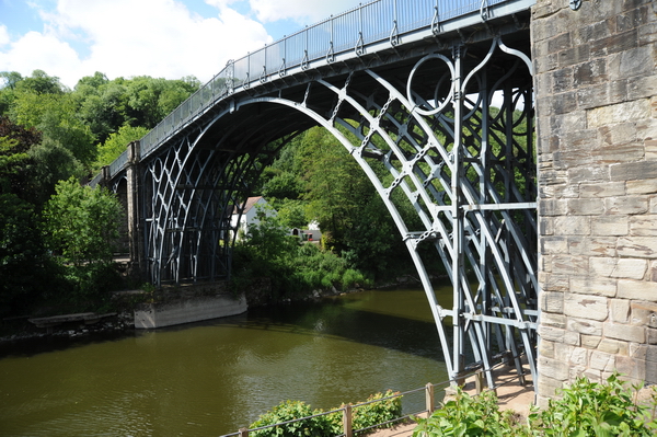 英國鐵橋峽谷 中國風(fēng)景園林網(wǎng)