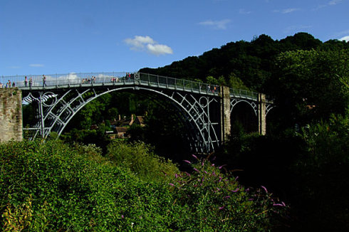 英國鐵橋峽谷 中國風景園林網