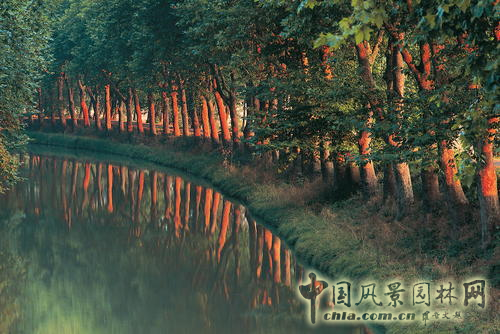 米迪運(yùn)河 中國風(fēng)景園林網(wǎng)