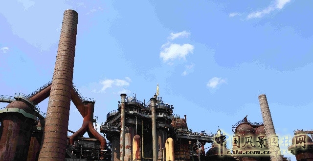 鱗次櫛比的煙囪，是工業化的象征