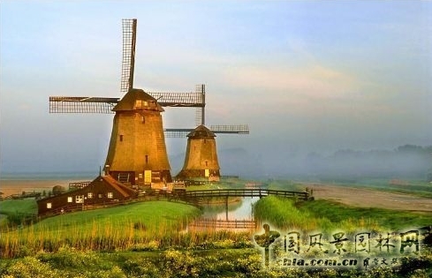 荷蘭風(fēng)車(chē)群 中國(guó)風(fēng)景園林網(wǎng)