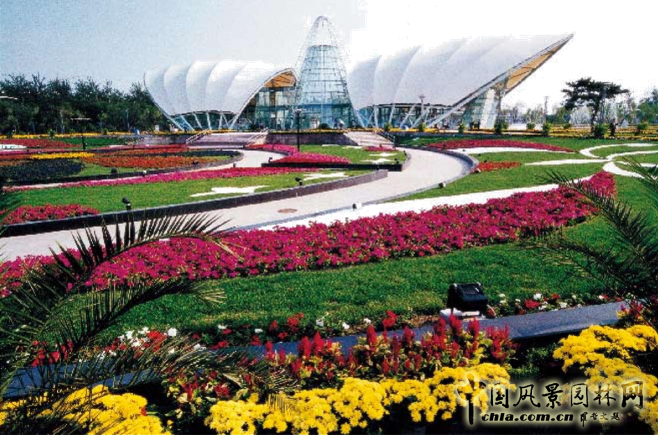 劉秀晨 綠色的云 北京 國際雕塑園 中國風(fēng)景園林網(wǎng)