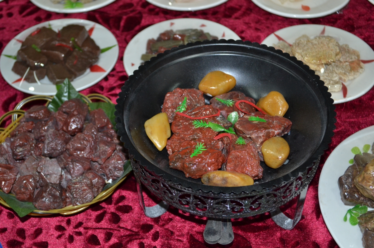 石頭“土豆牛肉”