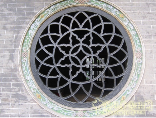 窗緣灰塑（原貌）