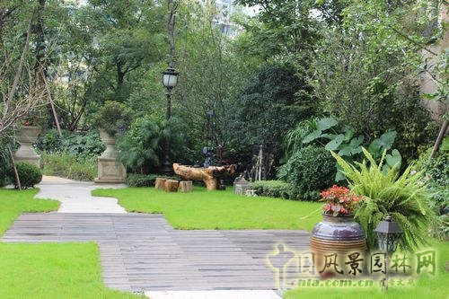 住宅景觀獎(jiǎng) 園林景觀 成都世貿(mào) 成都世貿(mào)猛追灣項(xiàng)目