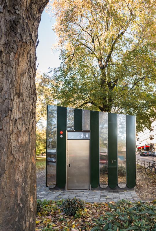 斯德哥爾摩公共廁所