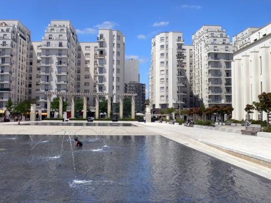 法國維勒班LazareGoujon廣場