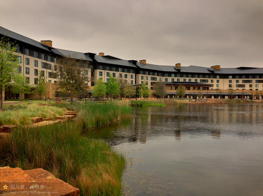 美國德勤大學(xué)校園景觀
