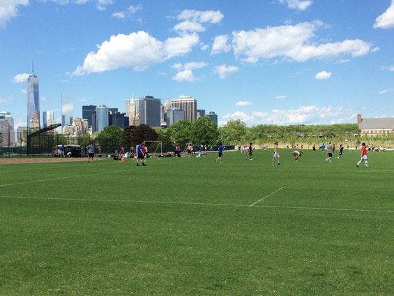 紐約市區(qū)一處遠離煩囂的靜地~總督島