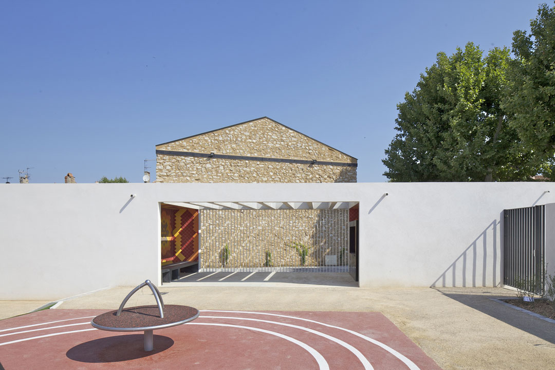 法國,馬賽Gignac la Nerthe市中心廣場景觀項目