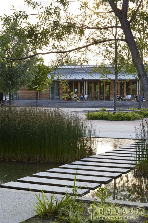 法國南泰爾市Chemin公園