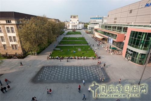 德國杜伊斯堡柯尼希-海因里希廣場(chǎng)