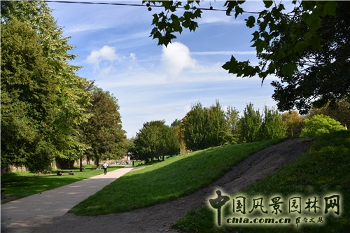 法國(guó)里爾星城防護(hù)