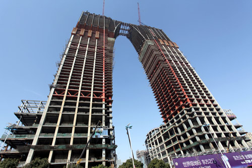 褲腰帶 方圓大廈 靴子樓 馬桶蓋 奇葩建筑