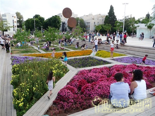 哈比瑪劇院廣場