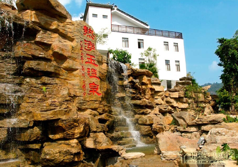 回歸自然而真實的景觀設(shè)計和傳統(tǒng)自信的文化景觀