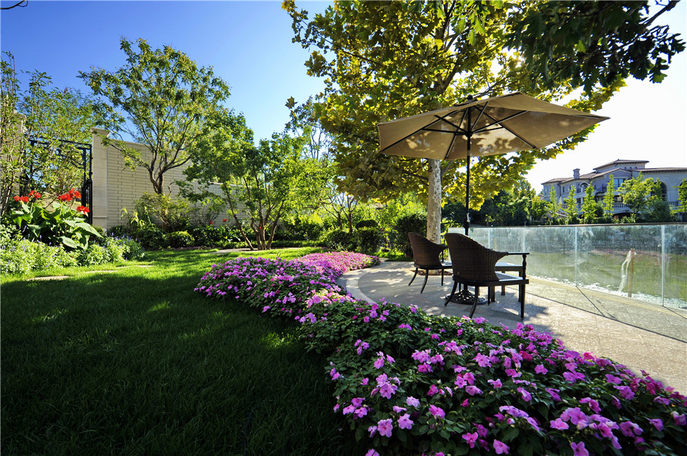 2015園冶杯專業獎大獎:格拉斯四期展示區園林景觀工程