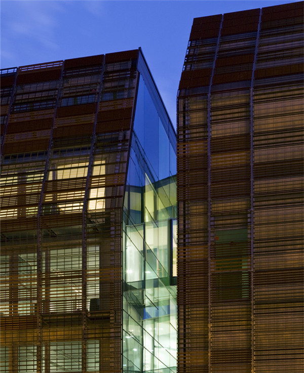 法國亞眠政府大樓建筑景觀設計