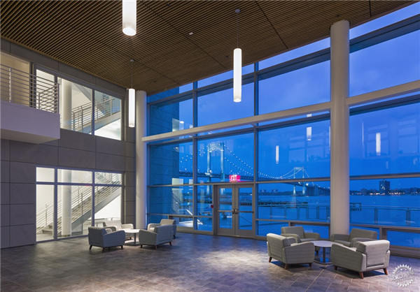 紐約州立大學海事學術中心