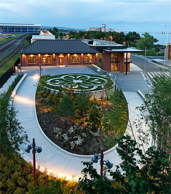 加拿大:安大略省雷灣濱水景觀