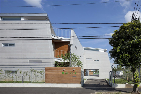 案例賞析:自然與安全共生的幼兒園設(shè)計(jì)