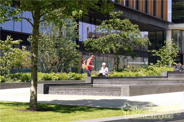 英國倫敦潘克拉斯廣場景觀設計