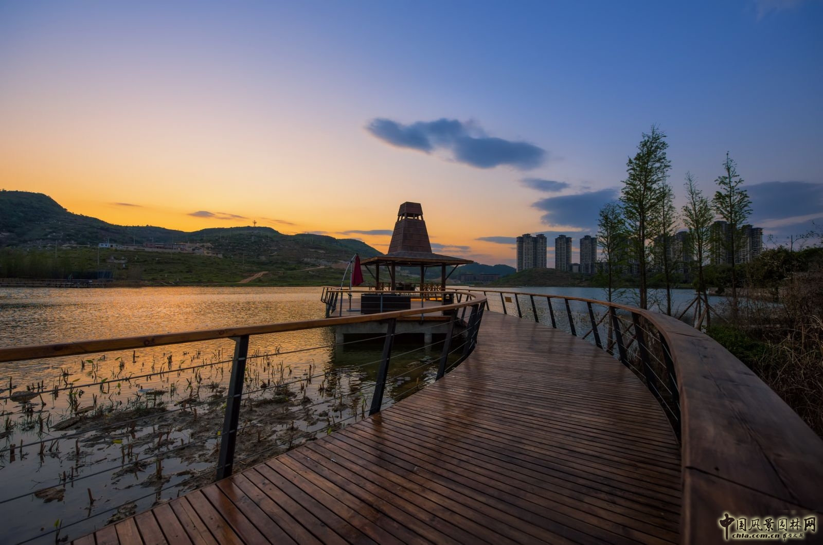 藍(lán)調(diào)國際：保利溪湖示范區(qū) 田園牧歌生活