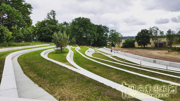 8月12日頭條:荷蘭蘇斯特貝赫軍事博物館項目賞析