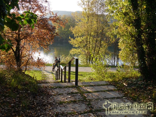9月9日頭條:里昂索恩河Rochetaillee改造項目賞析