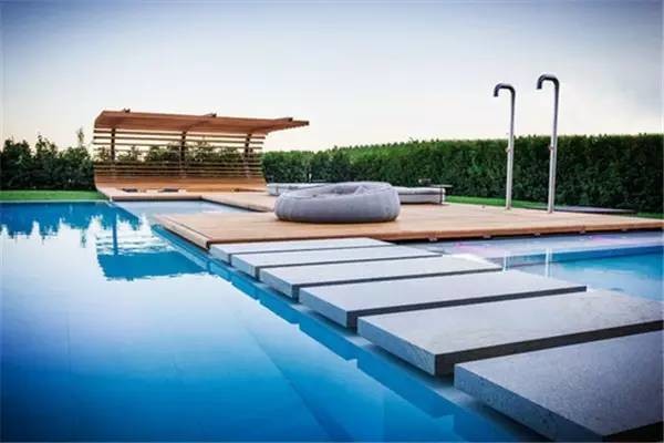 公共空間中的汀步設計