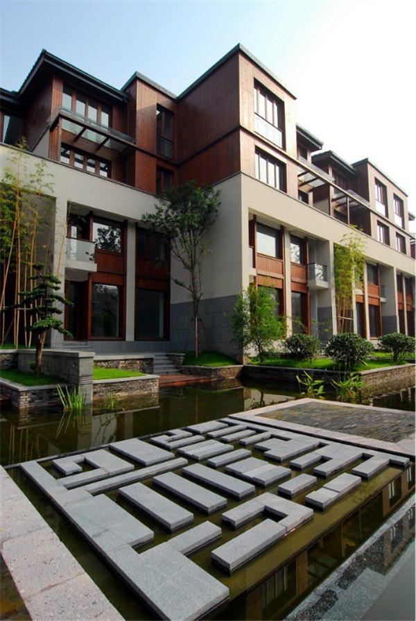 公共空間中的汀步設計