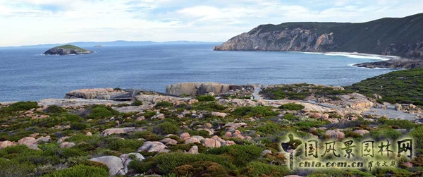 10月5日頭條：澳大利亞Torndirrup國家公園天生橋