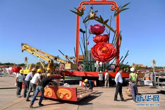 今年國慶天安門廣場中心花籃亮點多!