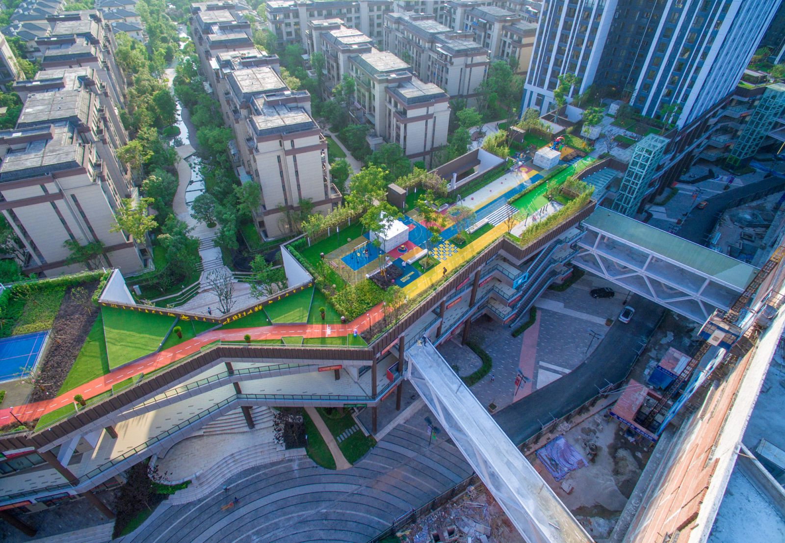 2016園冶杯專業獎參賽項目：龍湖U城天街屋頂花園