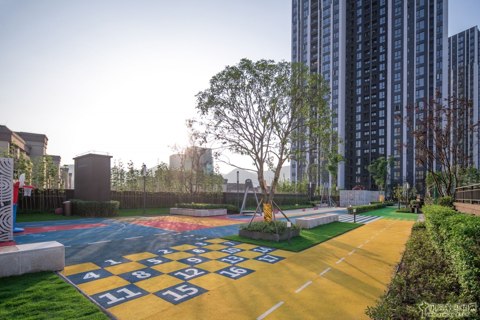 2016園冶杯專業獎參賽項目：龍湖U城天街屋頂花園