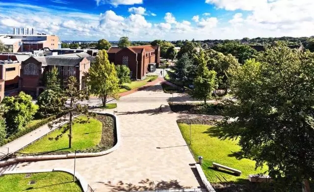 校園廣場案例:南安普頓大學JUBILEE廣場